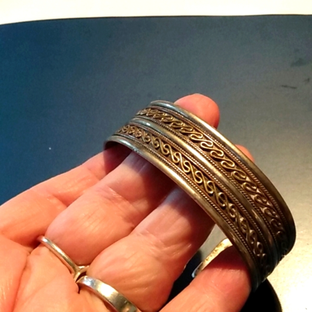 Ladies silver bracelet